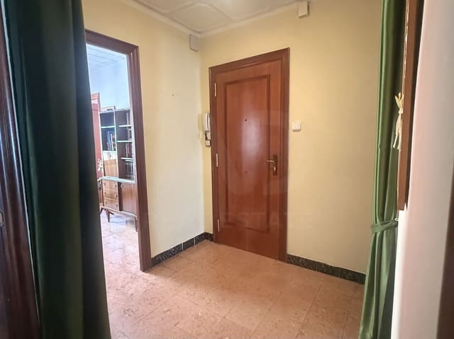 5 slaapkamer Huis te koop in La Canonja met garage - € 249.000 (Ref: 10007466)