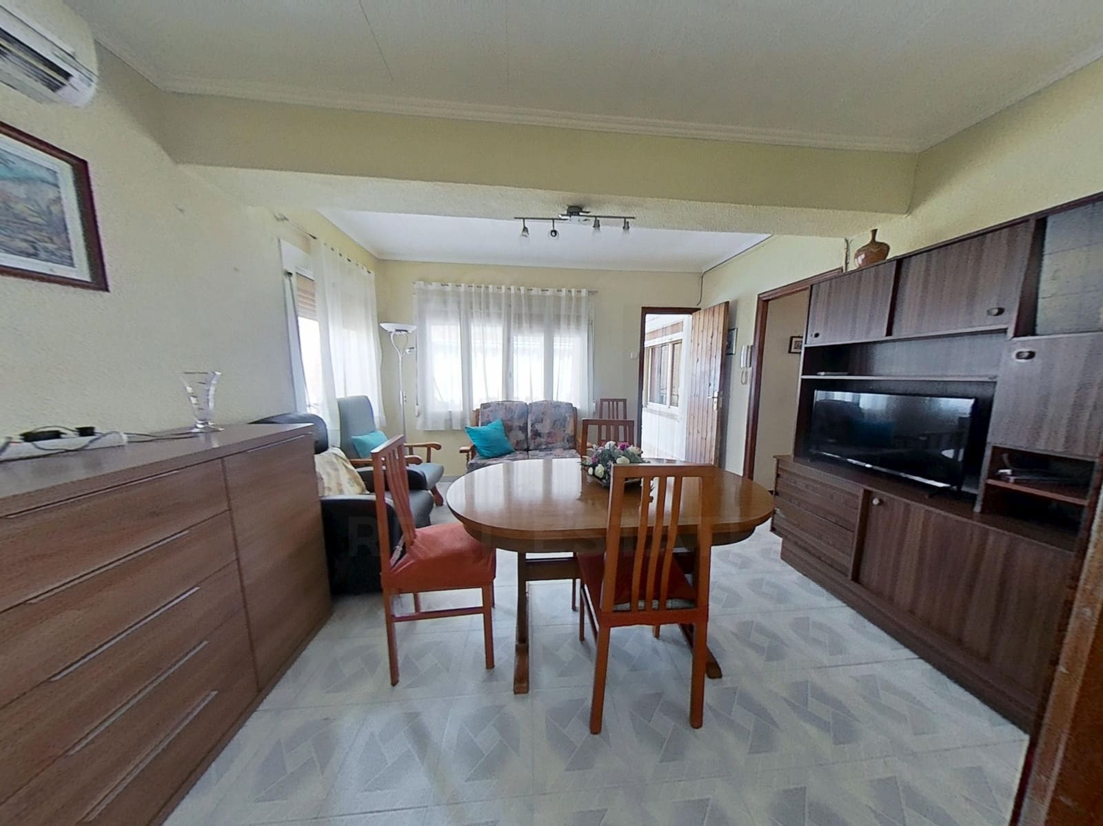 5 slaapkamer Huis te koop in La Canonja met garage - € 249.000 (Ref: 10007466)