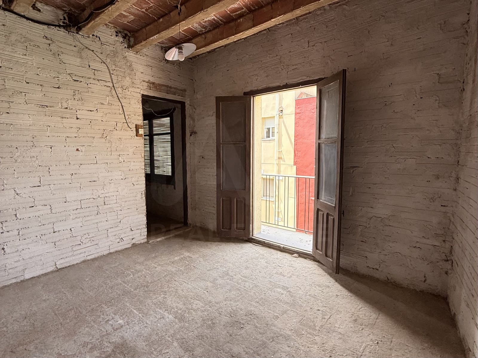 5 slaapkamer Huis te koop in La Canonja met garage - € 249.000 (Ref: 10007466)