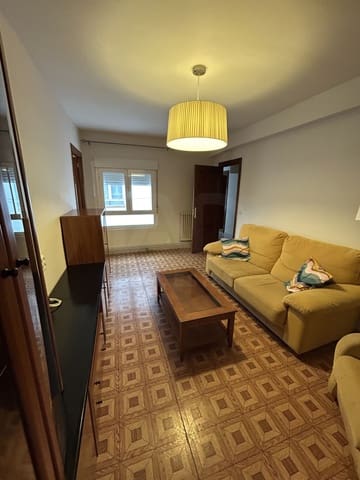 Appartement de 3 chambres à louer à León ville - 800 € (Ref: 10007923)