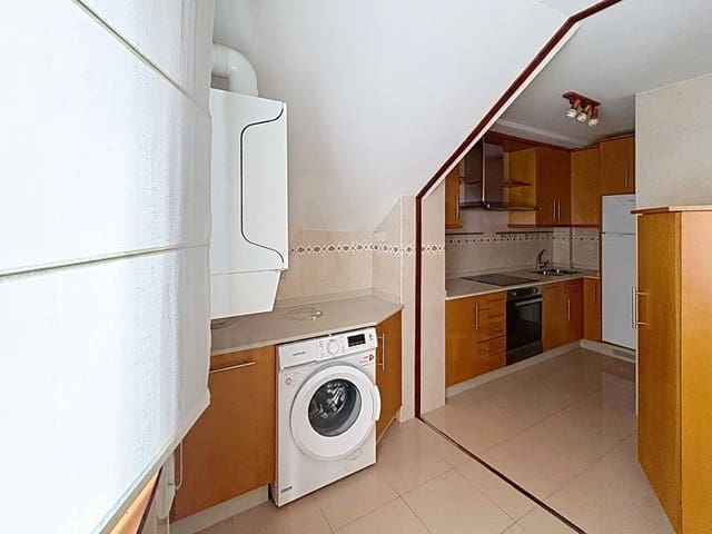2 bedroom Apartment for rent in Pontevedra city - € 900 (Ref: 10007928)