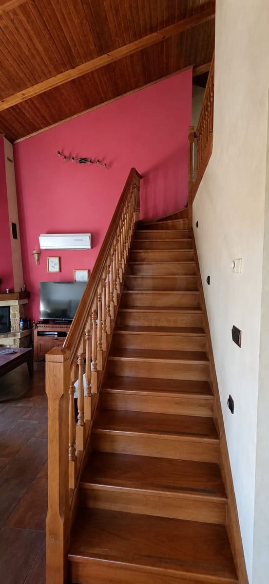 4 bedroom Townhouse for sale in Bareyo with pool garage - € 490,000 (Ref: 10008024)