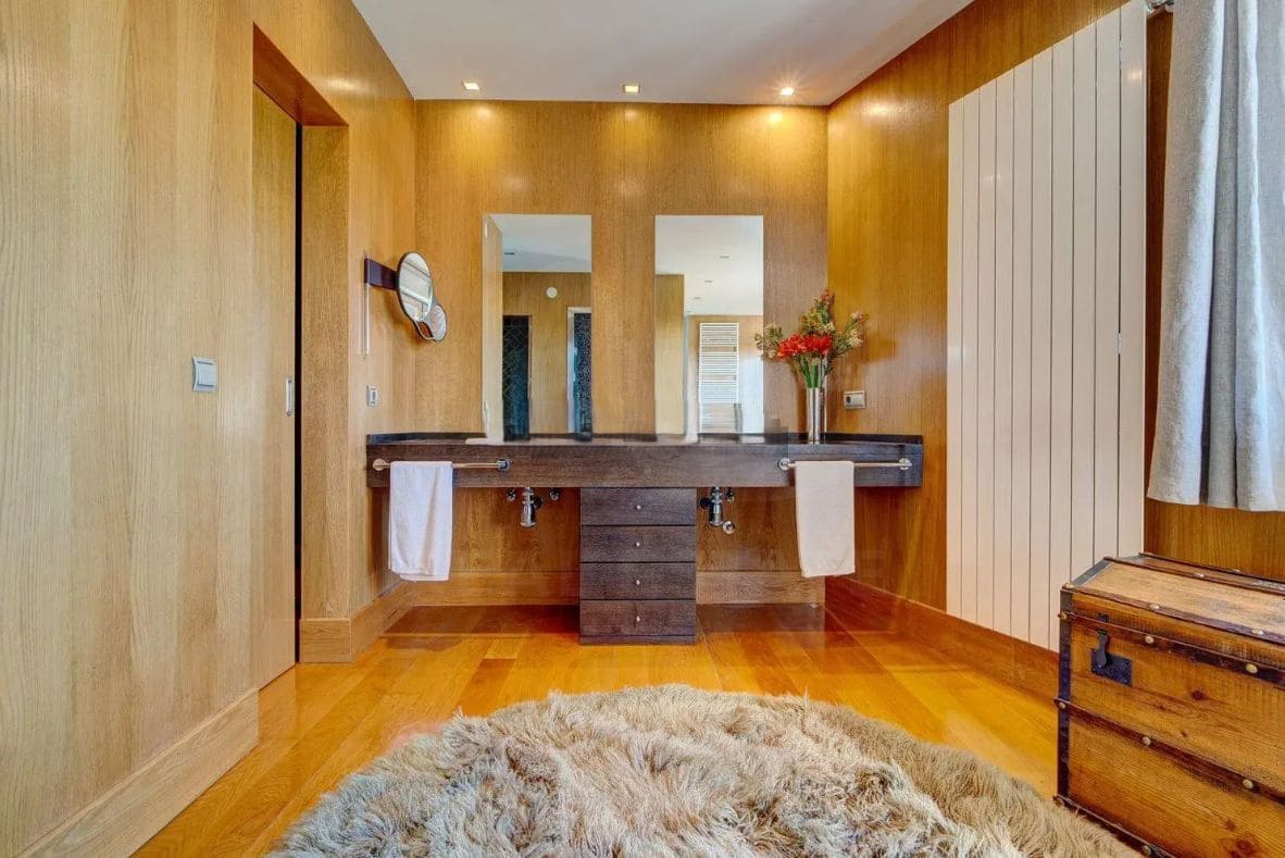 Chalet de 5 habitaciones en Arróniz en venta con piscina garaje - 2.100.000 € (Ref: 10008028)