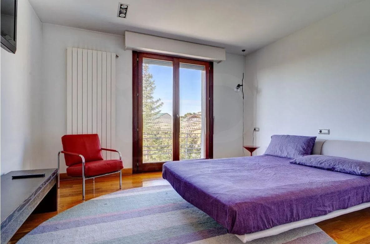 Chalet de 5 habitaciones en Arróniz en venta con piscina garaje - 2.100.000 € (Ref: 10008028)
