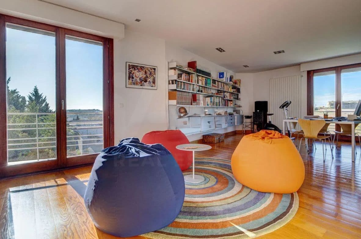 Chalet de 5 habitaciones en Arróniz en venta con piscina garaje - 2.100.000 € (Ref: 10008028)