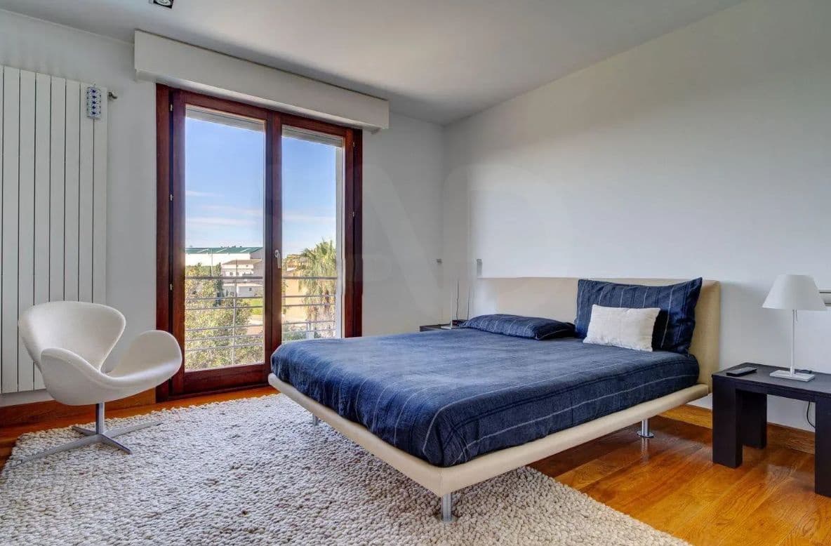 Chalet de 5 habitaciones en Arróniz en venta con piscina garaje - 2.100.000 € (Ref: 10008028)