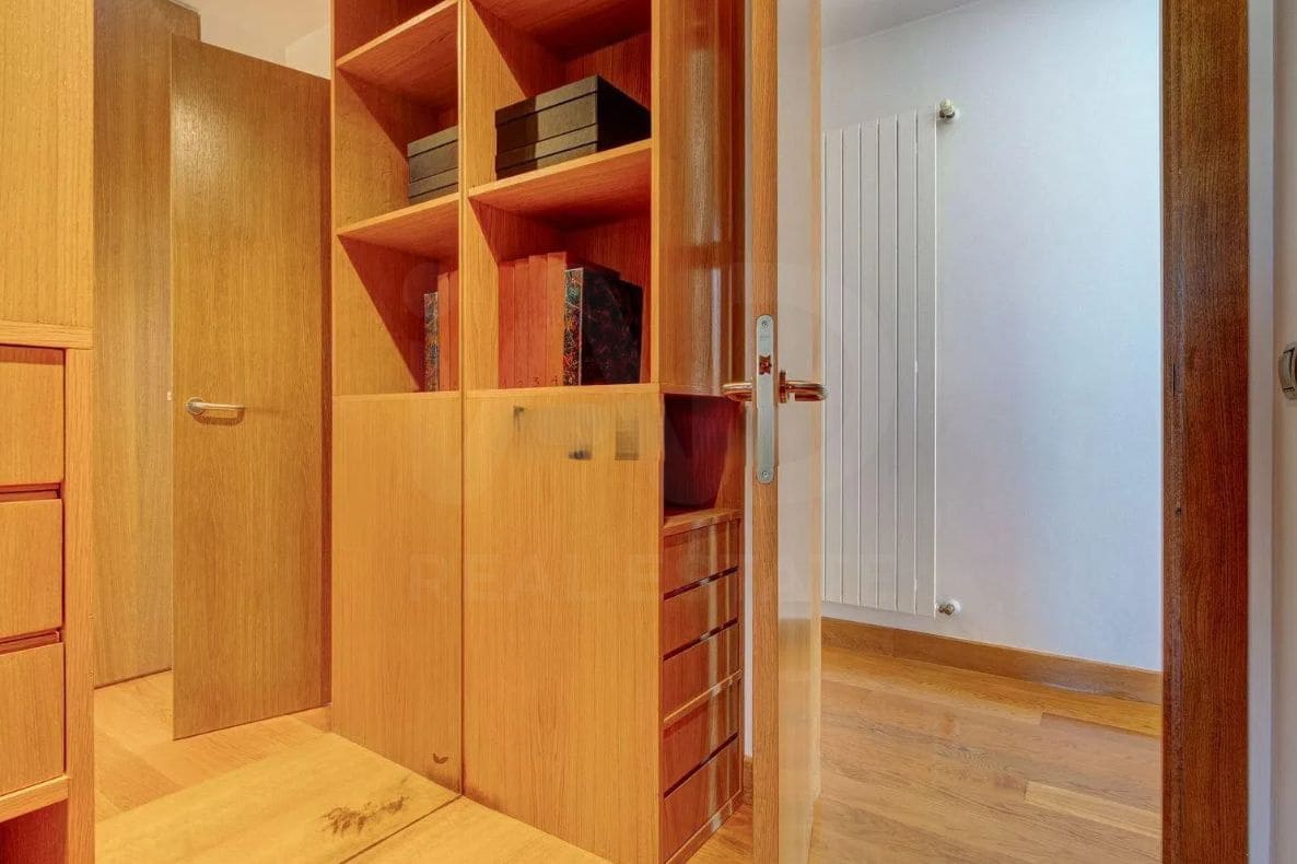Chalet de 5 habitaciones en Arróniz en venta con piscina garaje - 2.100.000 € (Ref: 10008028)