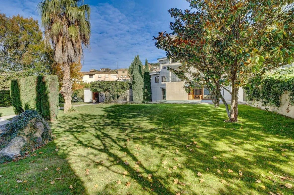 Chalet de 5 habitaciones en Arróniz en venta con piscina garaje - 2.100.000 € (Ref: 10008028)