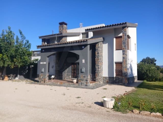 4 slaapkamer Huis te koop in Tortosa met garage - € 280.000 (Ref: 10008029)