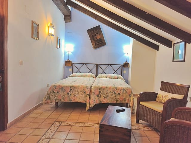 4 slaapkamer Finca/Landhuis te koop in Medinaceli - € 259.000 (Ref: 10008034)