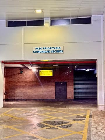 Garage for sale in Palacio, Madrid city - € 24,900 (Ref: 10008175)