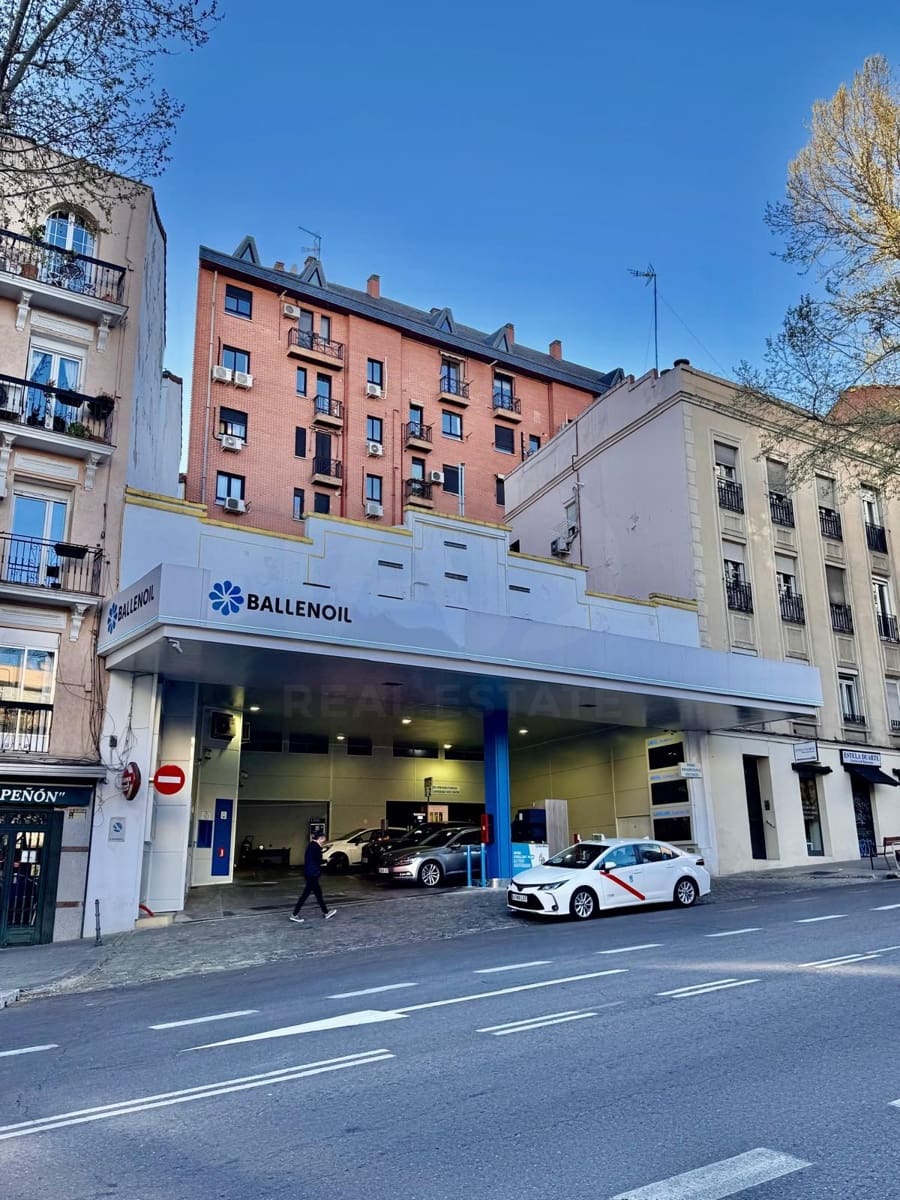 Garage for sale in Madrid city - € 24,900 (Ref: 10008175)