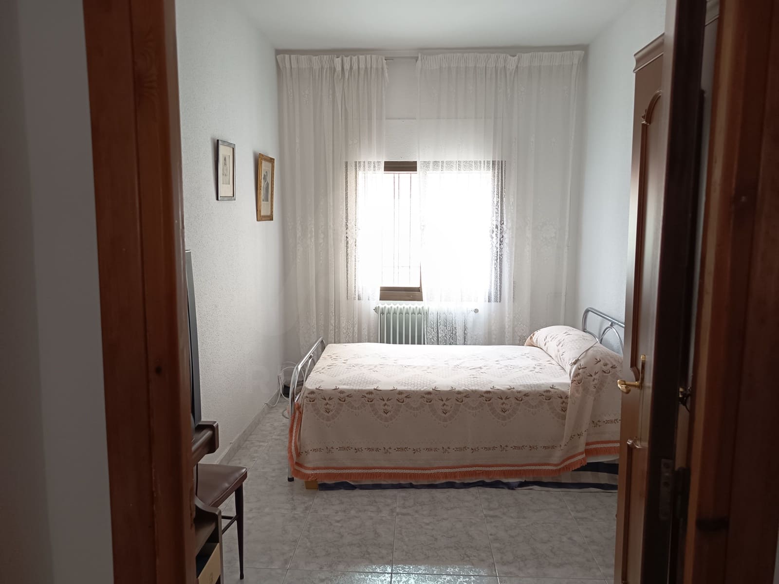 4 bedroom Townhouse for sale in Baza - € 105,000 (Ref: 10008176)