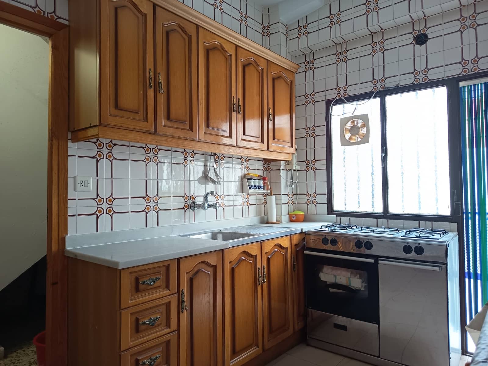 4 bedroom Townhouse for sale in Baza - € 105,000 (Ref: 10008176)
