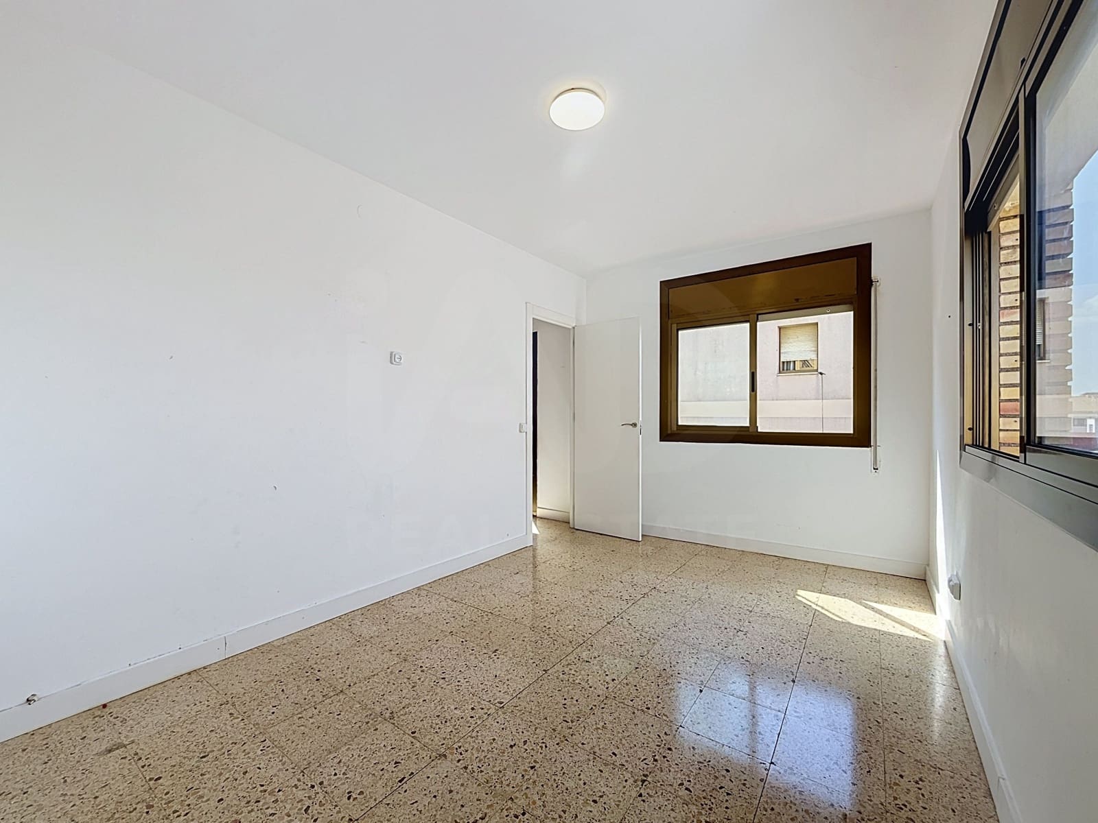 4 sypialnia Apartament na sprzedaż w Vilanova i la Geltru - 220 000 € (Ref: 10008178)