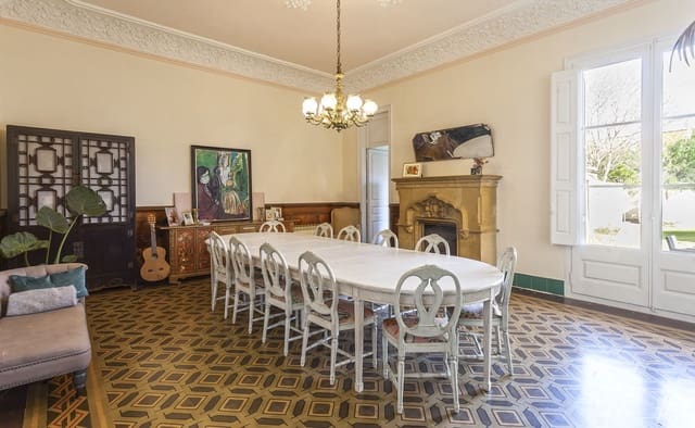 12 bedroom Townhouse for sale in Sant Pere de Ribes - € 1,950,000 (Ref: 10008179)