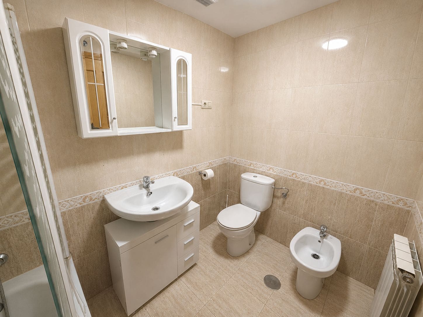 2 bedroom Apartment for sale in Villaquilambre with garage - € 139,000 (Ref: 10008180)