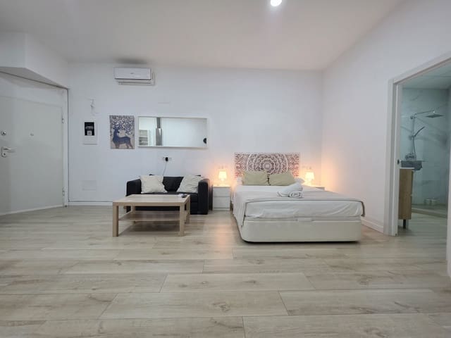 1 sovrum Studio till salu i Haza Onda, Málaga stad - 150 000 € (Ref: 10008182)