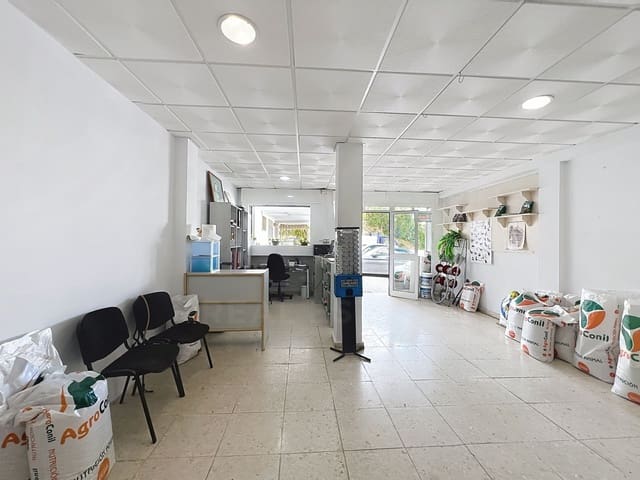 Kommersiell till salu i Tarifa med pool - 150 000 € (Ref: 10008184)