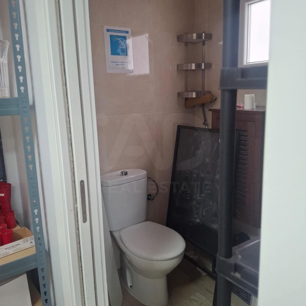 Local Comercial en Arcos de la Frontera en venta - 130.000 € (Ref: 10008187)