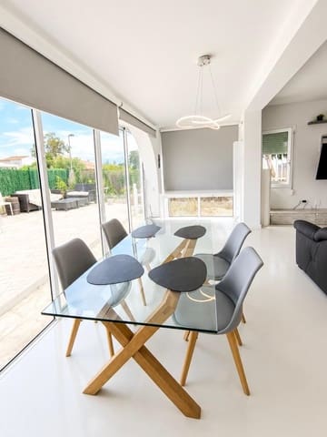Casa en Calafat, L'Ametlla de Mar en venta con piscina garaje - 390.000 € (Ref: 10009152)