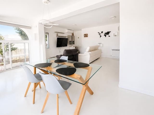 Casa en Calafat, L'Ametlla de Mar en venta con piscina garaje - 390.000 € (Ref: 10009152)