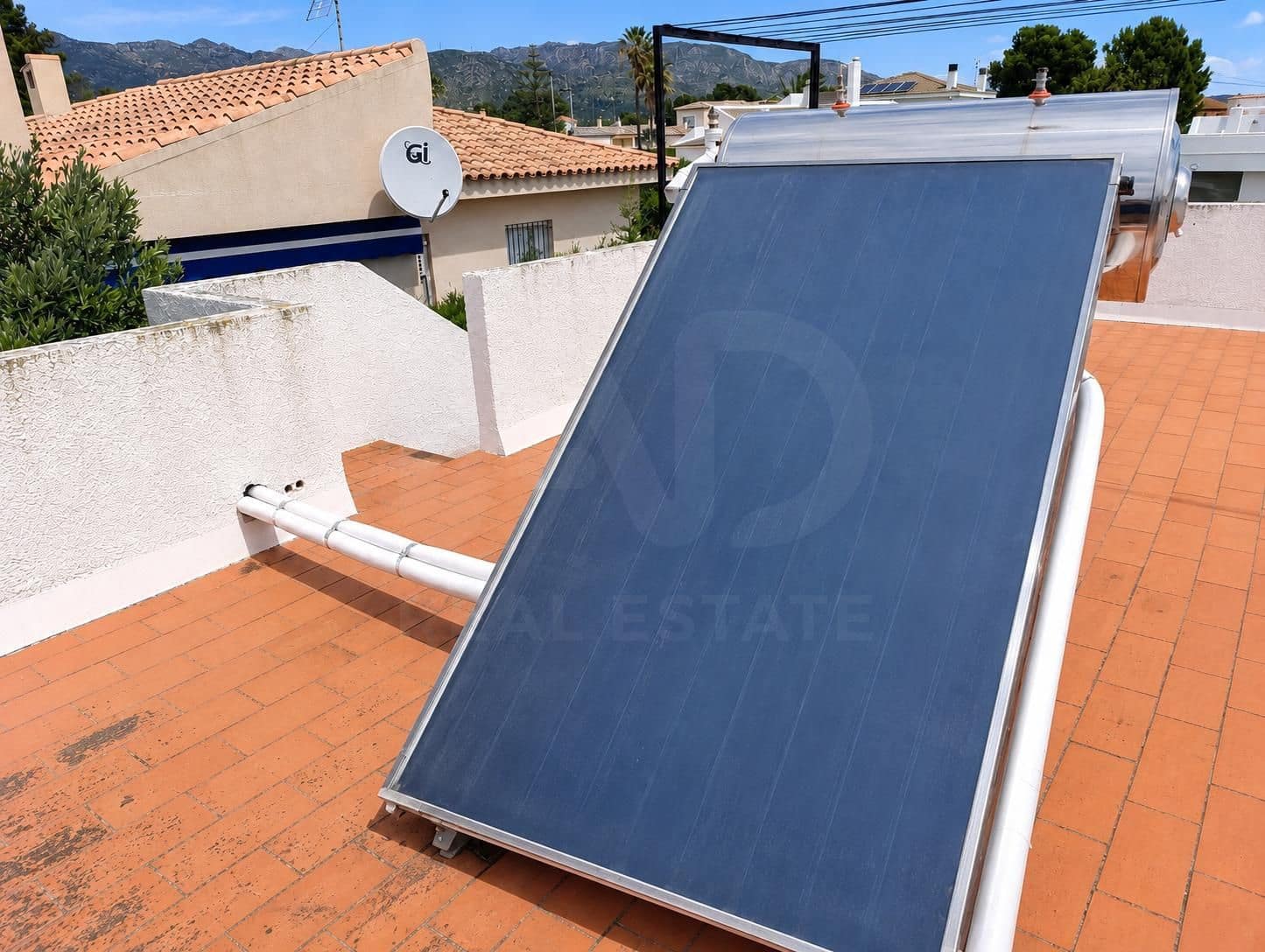 Townhouse for sale in Calafat with pool garage - € 390,000 (Ref: 10009152)