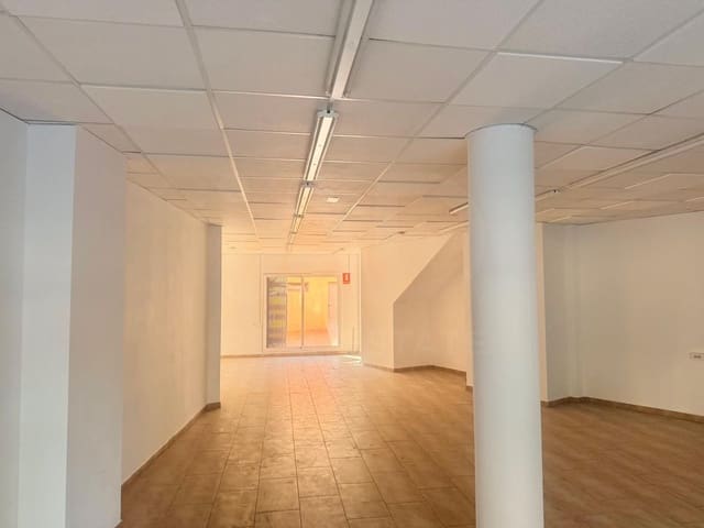 Gewerbe zu verkaufen in Castellar del Vallès - 239.000 € (Ref: 10009153)