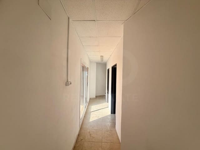 Gewerbe zu verkaufen in Castellar del Vallès - 239.000 € (Ref: 10009153)