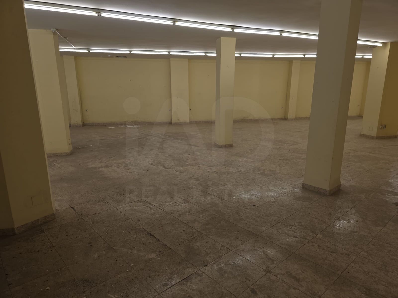 Kaupallinen myytävänä paikassa Cehegin - 149 900 € (Ref: 10009761)