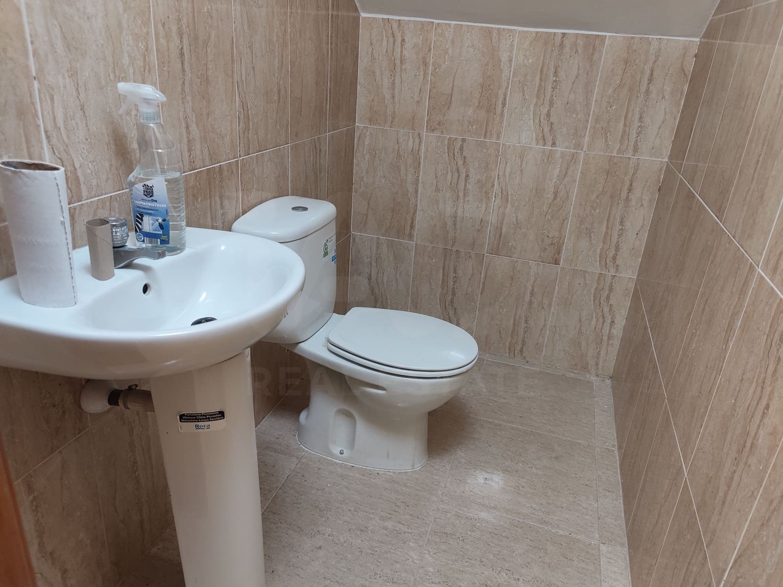 Commercial for rent in Pineda de Mar - € 1,000 (Ref: 10009765)