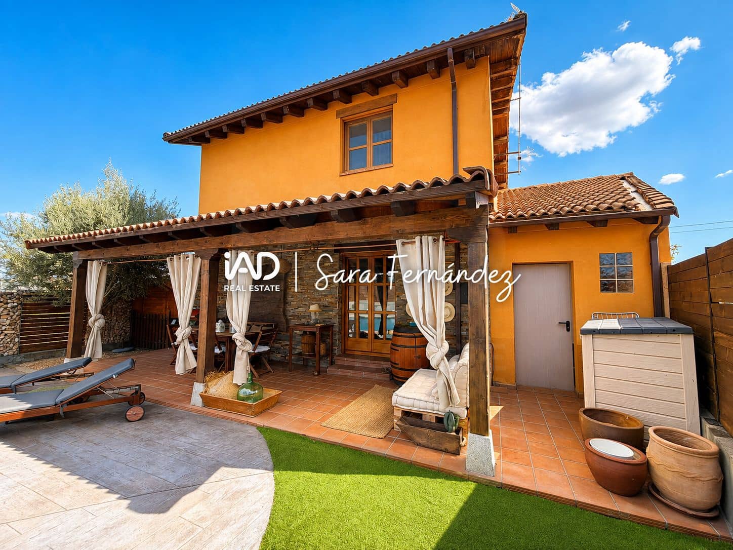 4 sovrum Hus till salu i Sariegos med pool garage - 390 000 € (Ref: 10009859)