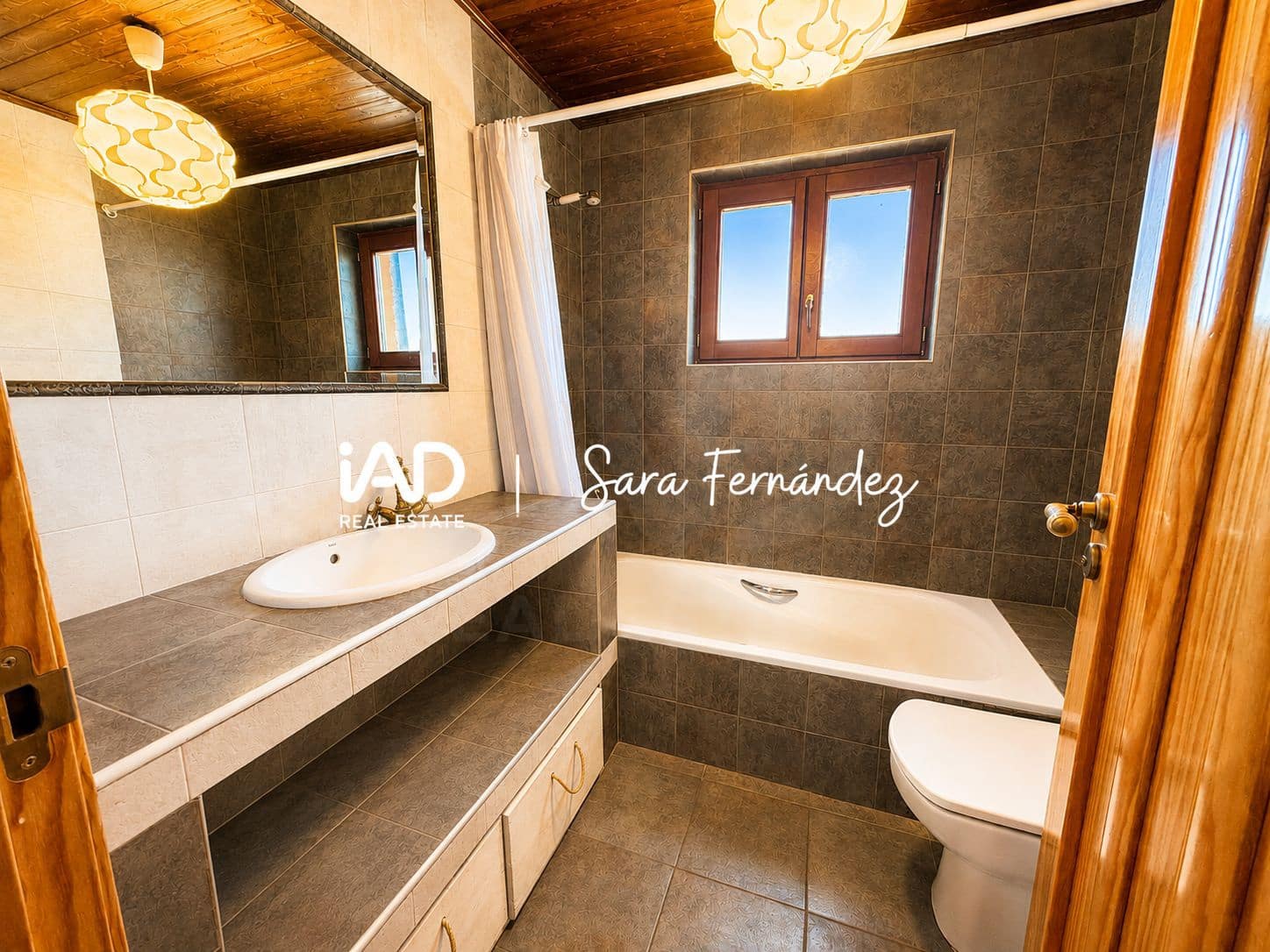 4 sovrum Hus till salu i Sariegos med pool garage - 390 000 € (Ref: 10009859)