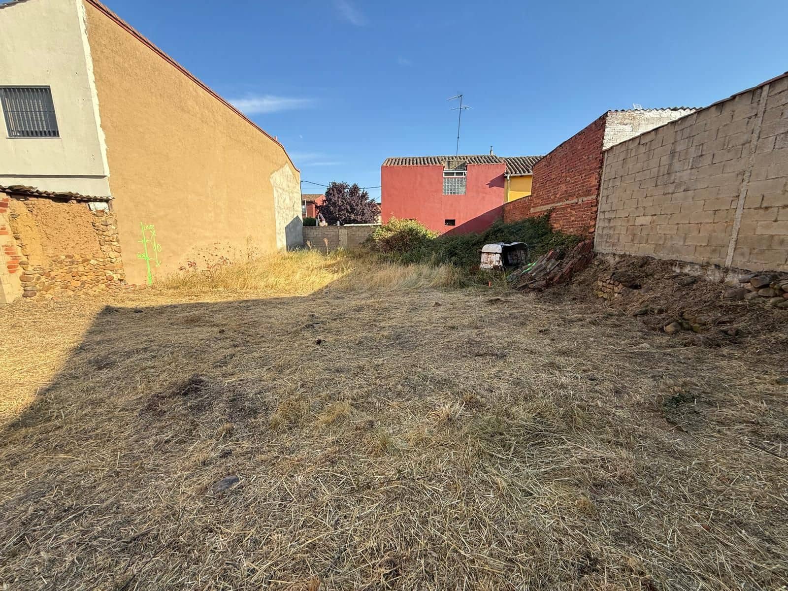 Tomt till salu i San Andres del Rabanedo - 53 000 € (Ref: 10009862)