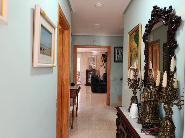 3 quarto Casa em Banda para venda em Meco com piscina garagem - 480 000 € (Ref: 10009864)
