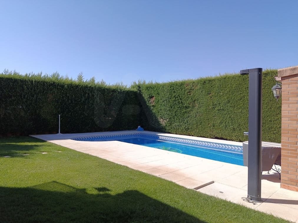 3 quarto Casa em Banda para venda em Meco com piscina garagem - 480 000 € (Ref: 10009864)