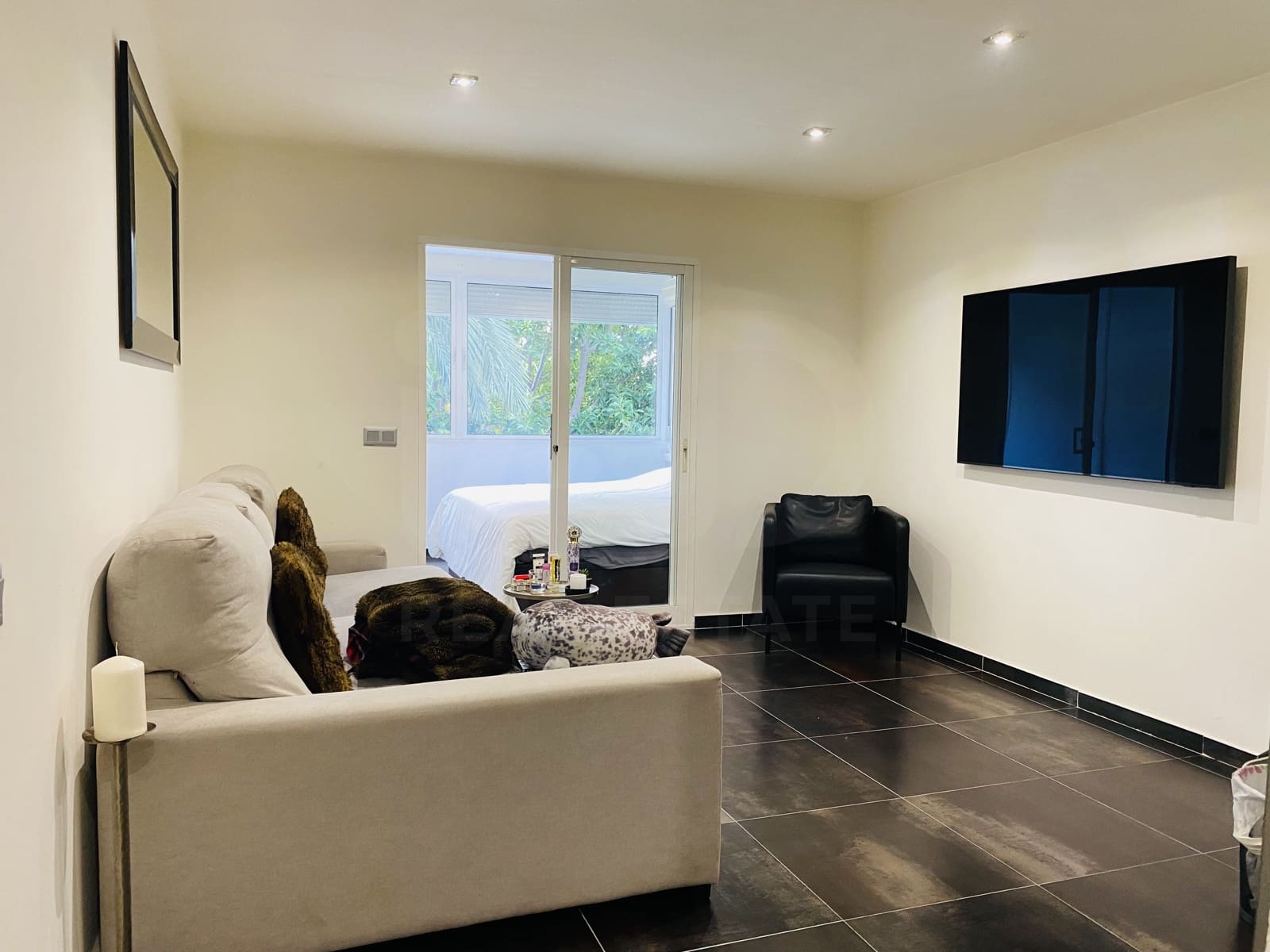 1 slaapkamer Appartement te koop in Estepona met zwembad - € 209.000 (Ref: 10009865)