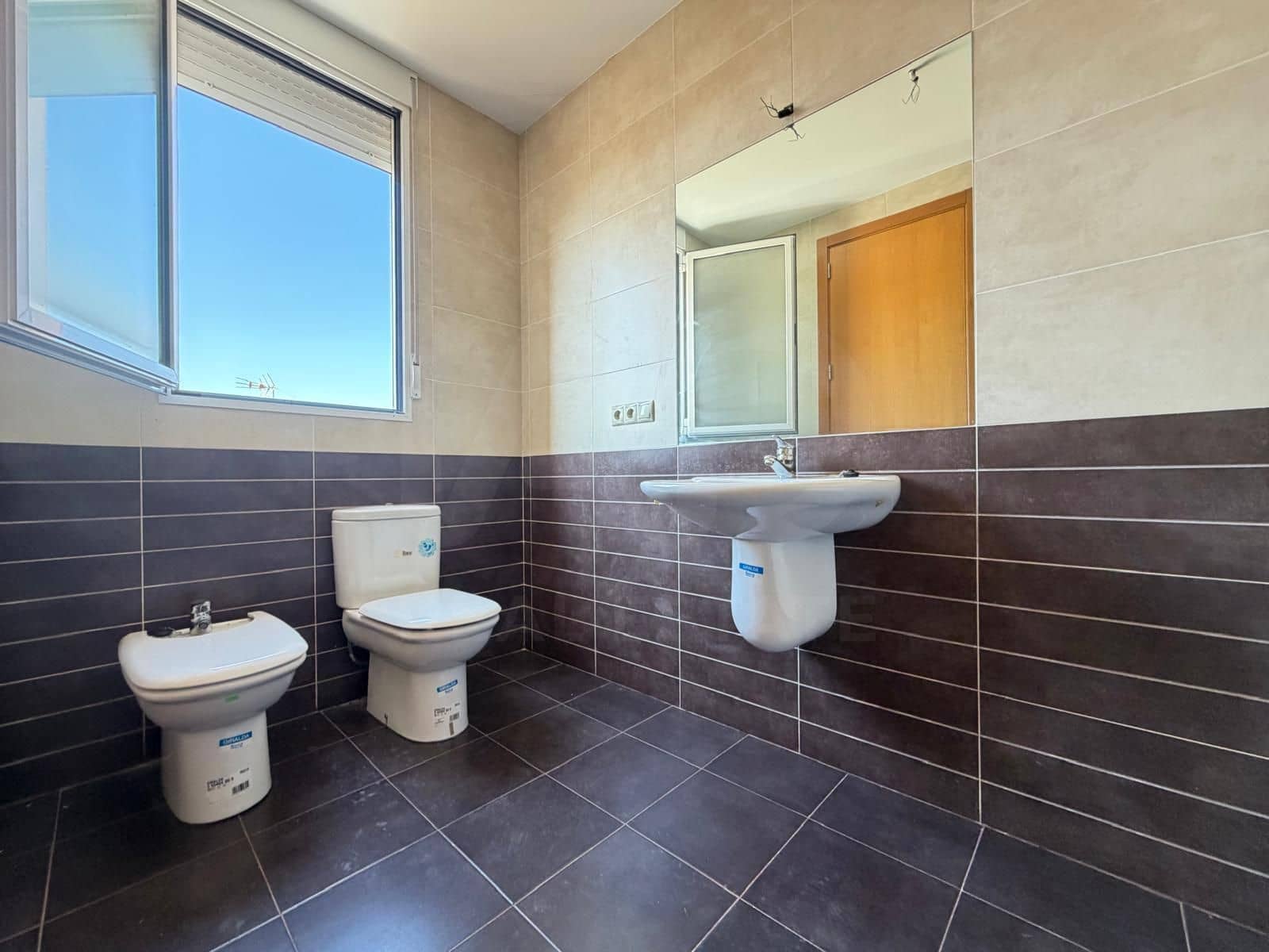 4 bedroom Terraced Villa for sale in Castello de Rugat - € 143,000 (Ref: 10009868)
