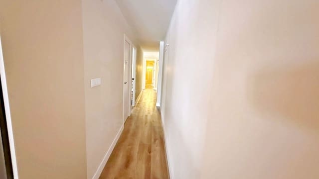 Apartamento de 4 habitaciones en El Pla de Sant Josep - L'Asil, Elche / Elx en venta - 263.000 € (Ref: 10009871)