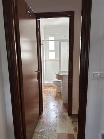 3 bedroom Terraced Villa for sale in Las Pajanosas, Guillena - € 168,000 (Ref: 10009872)