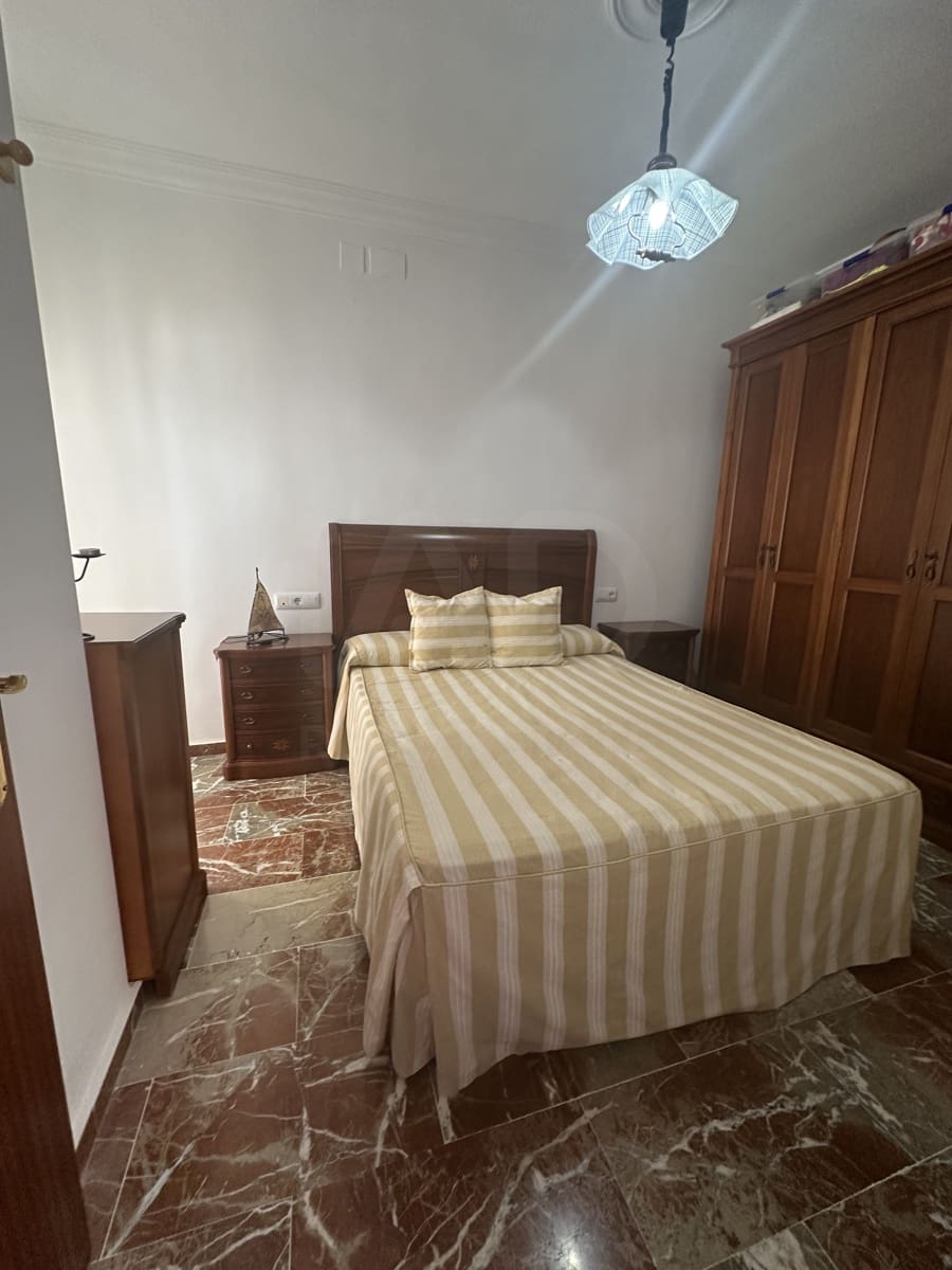 3 bedroom Terraced Villa for sale in Guillena - € 168,000 (Ref: 10009872)