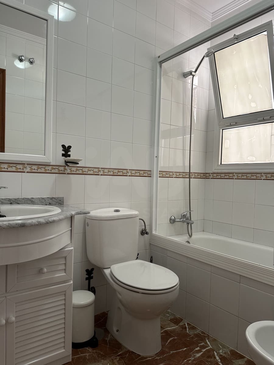 3 bedroom Terraced Villa for sale in Guillena - € 168,000 (Ref: 10009872)