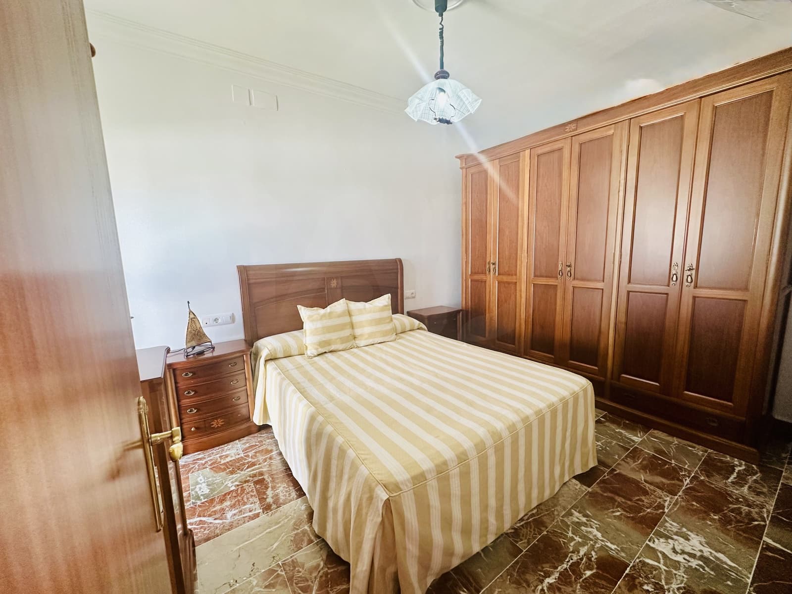 3 bedroom Terraced Villa for sale in Guillena - € 168,000 (Ref: 10009872)