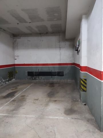 Garasje til salgs i El Clot, Barcelona by - € 9 000 (Ref: 10009875)