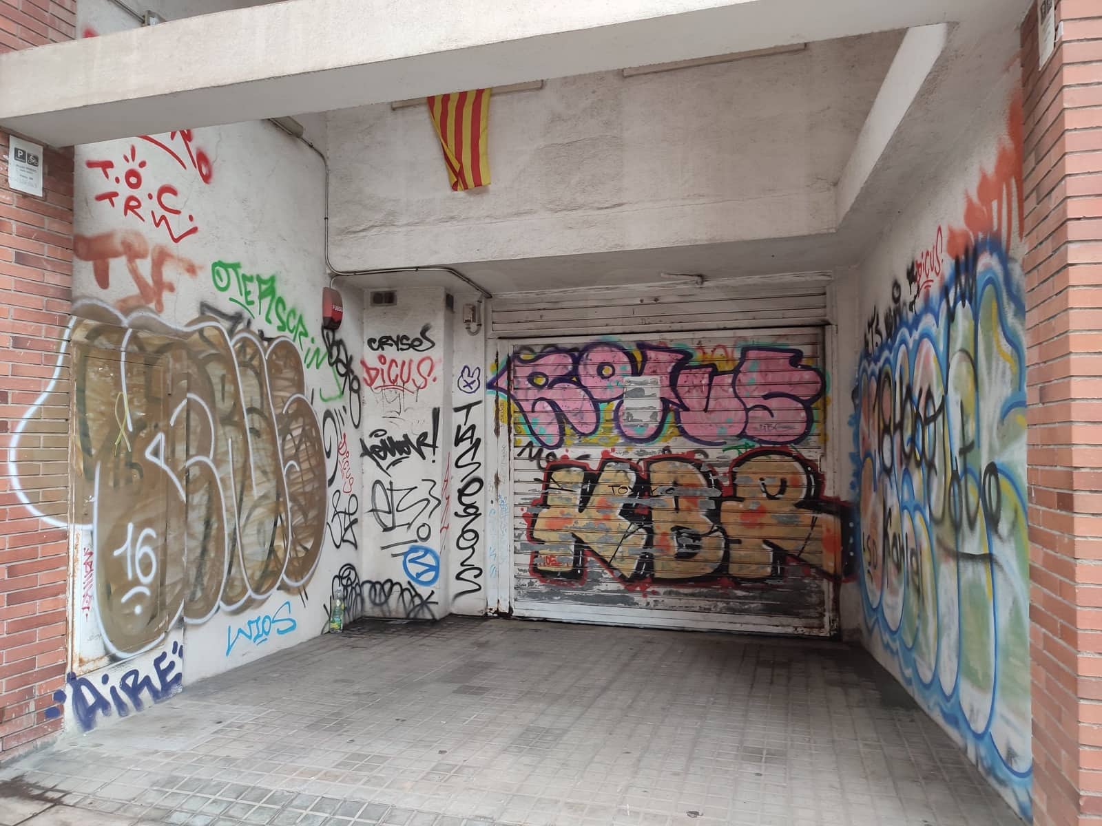 Garasje til salgs i Barcelona by - € 9 000 (Ref: 10009875)