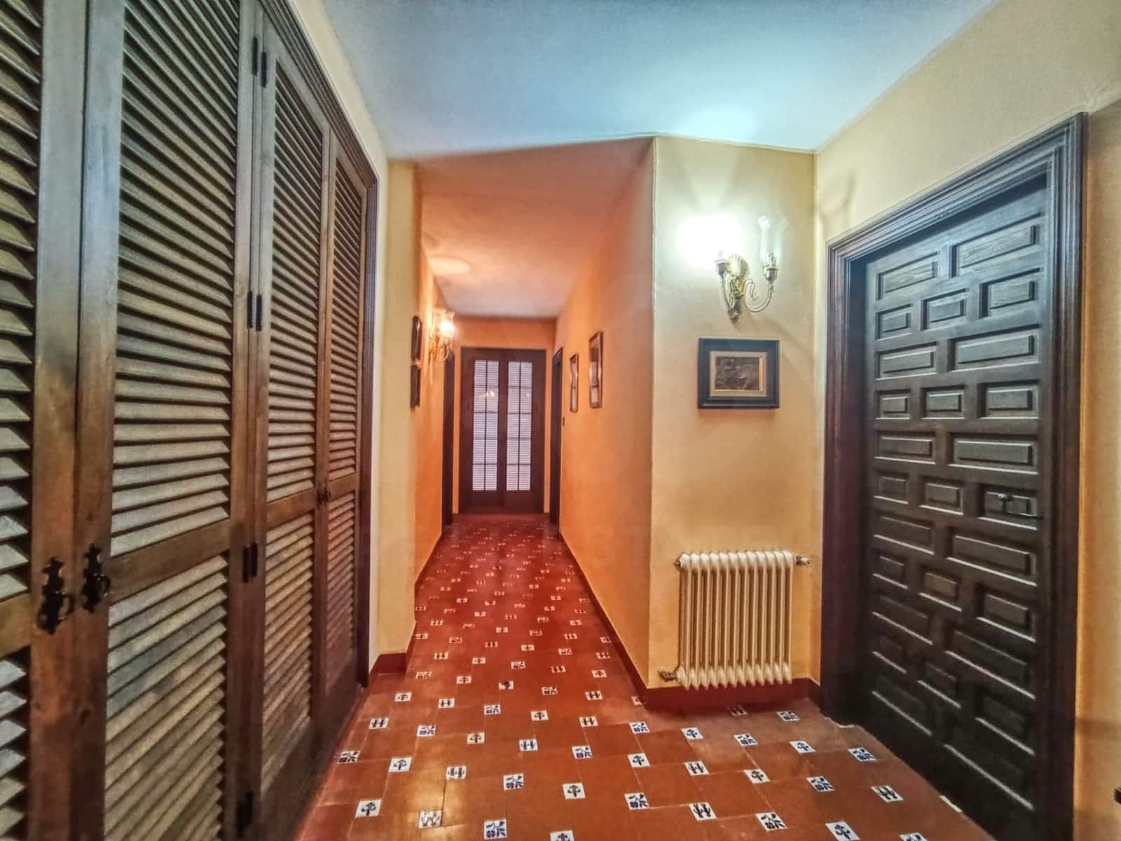 8 bedroom Finca/Country House for sale in Villena with pool - € 388,000 (Ref: 10010125)