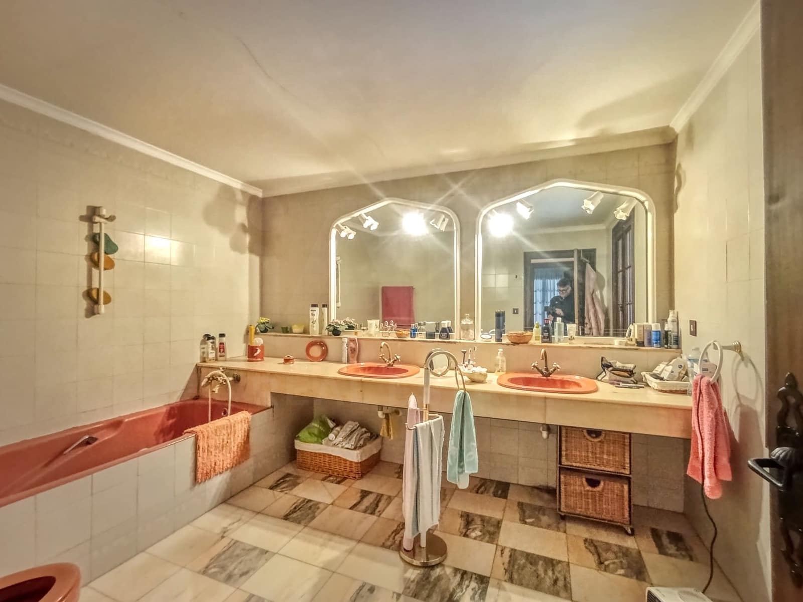 8 bedroom Finca/Country House for sale in Villena with pool - € 388,000 (Ref: 10010125)