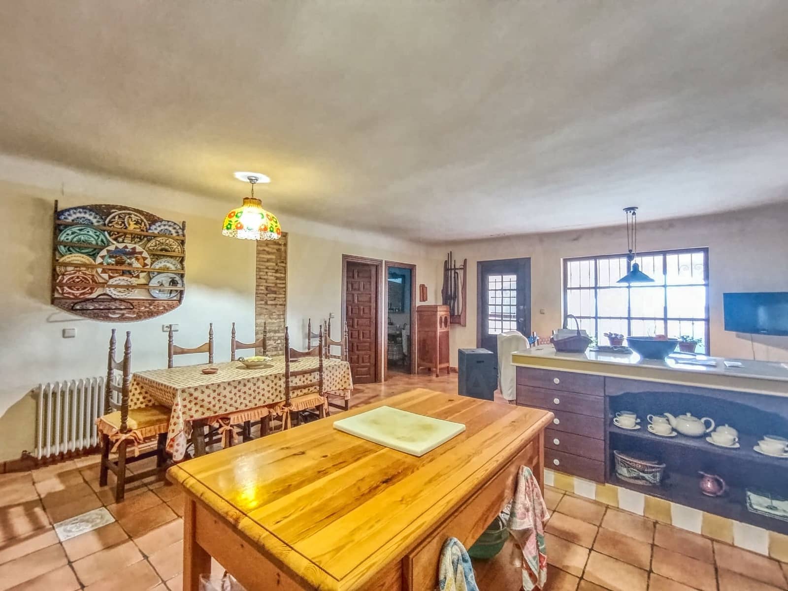 8 bedroom Finca/Country House for sale in Villena with pool - € 388,000 (Ref: 10010125)