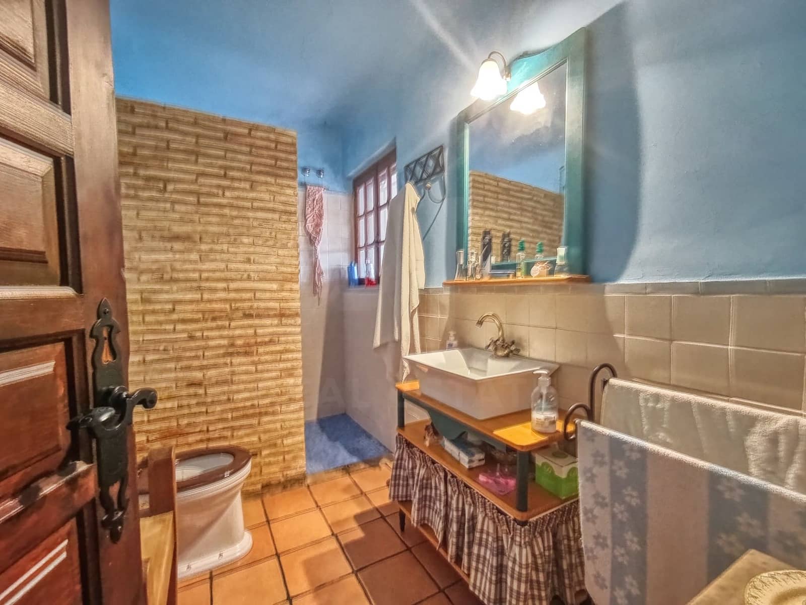8 bedroom Finca/Country House for sale in Villena with pool - € 388,000 (Ref: 10010125)