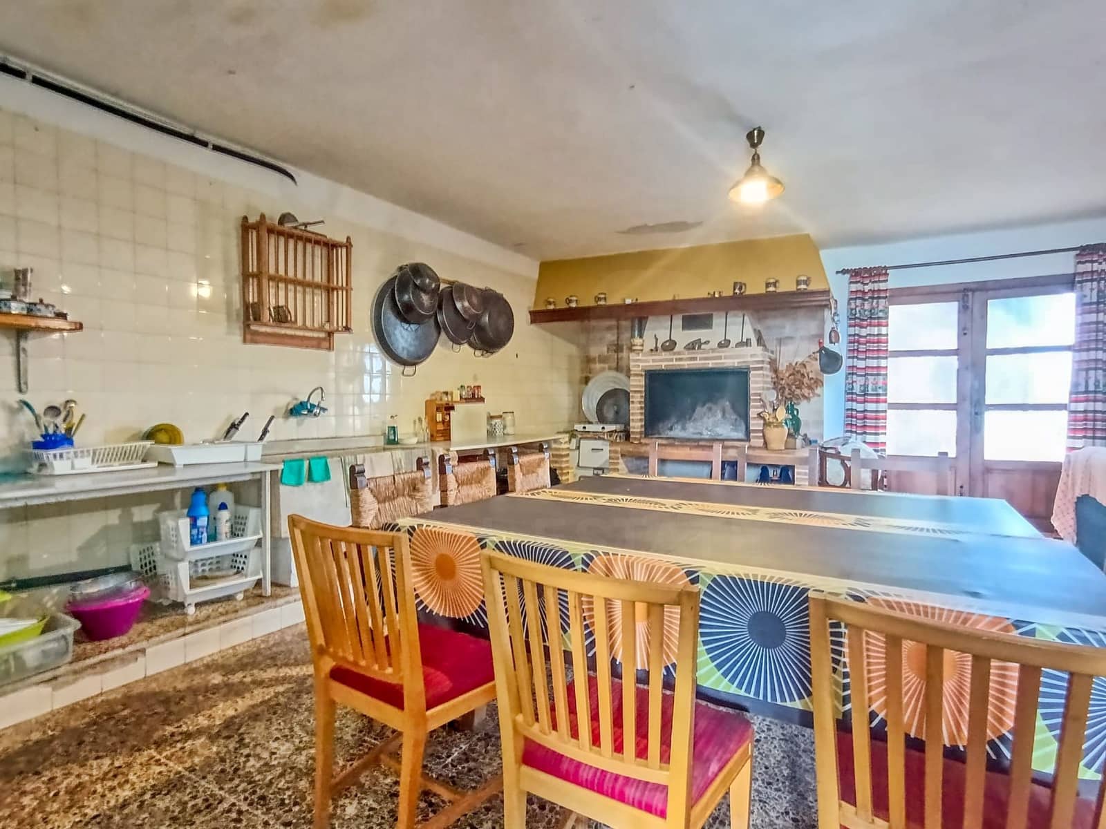 8 bedroom Finca/Country House for sale in Villena with pool - € 388,000 (Ref: 10010125)